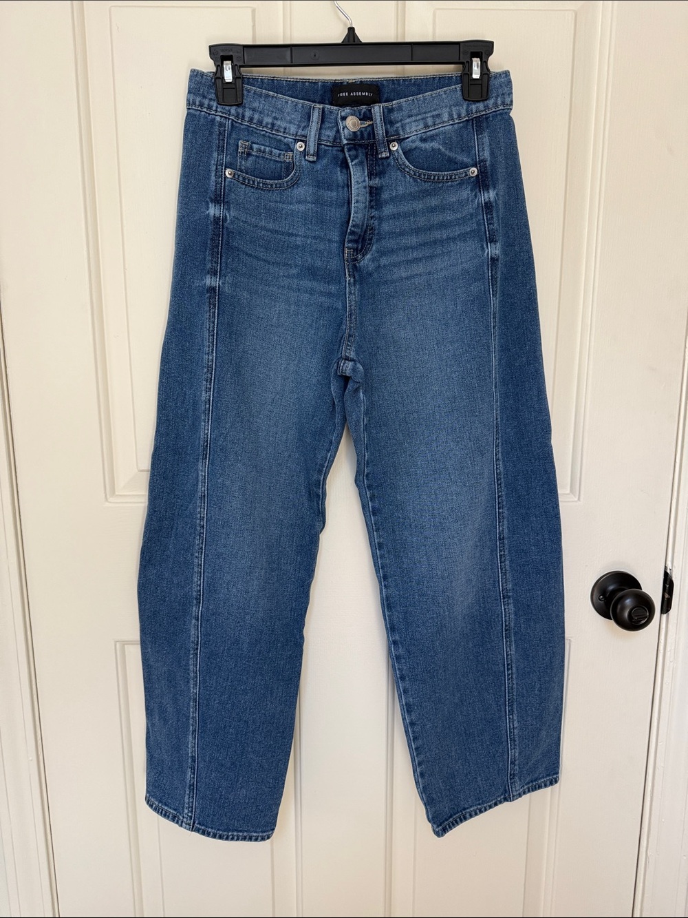 FREE ASSEMBLY Barrel Leg Women's Jeans - Blue